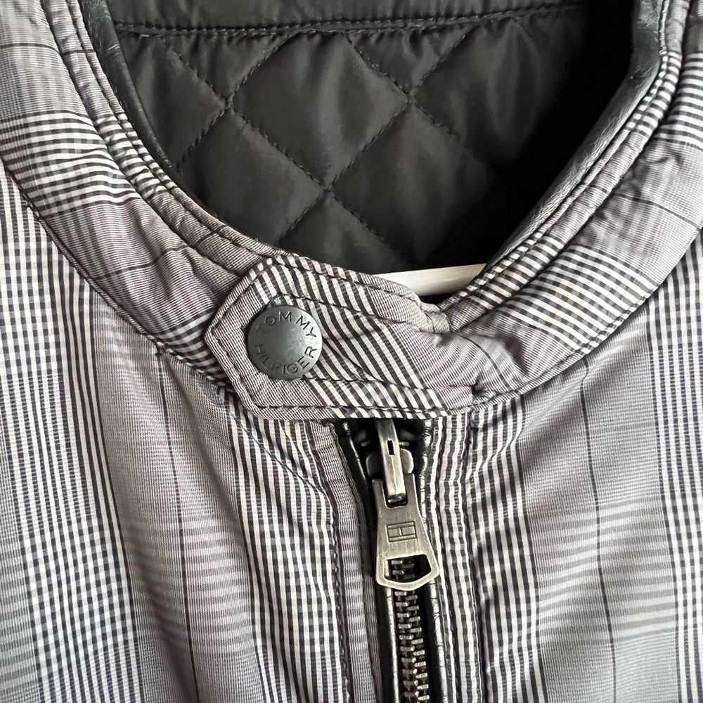 Tommy Hilfiger Reversible bomber Jacket - Picture 2 of 5